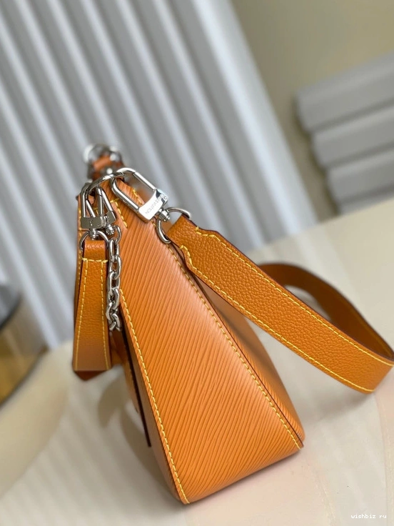 WIS VUITTON LOUIS MARELLE 0209